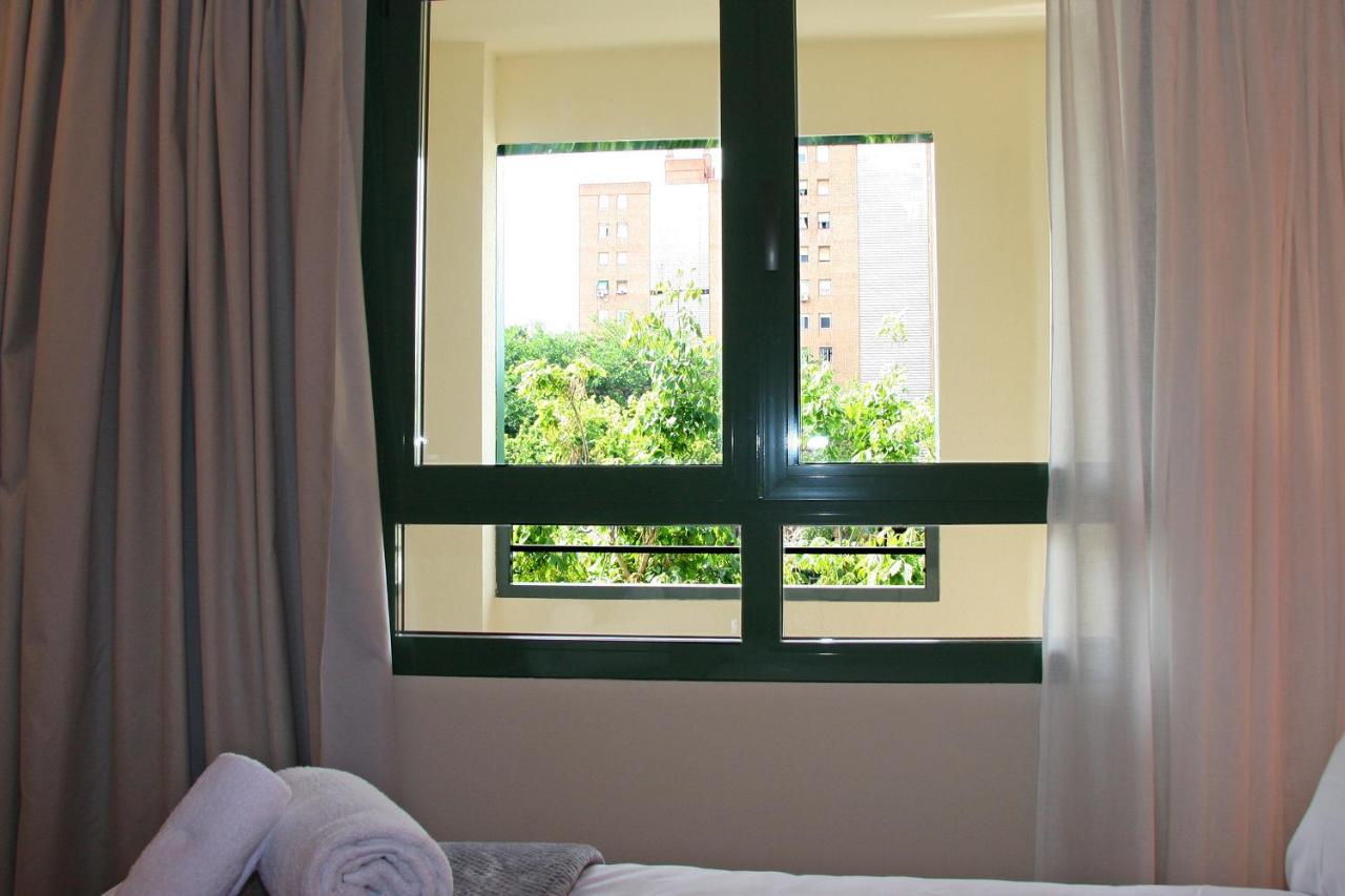 Apartamentos Las Ciencias F บาเลนเซีย ภายนอก รูปภาพ
